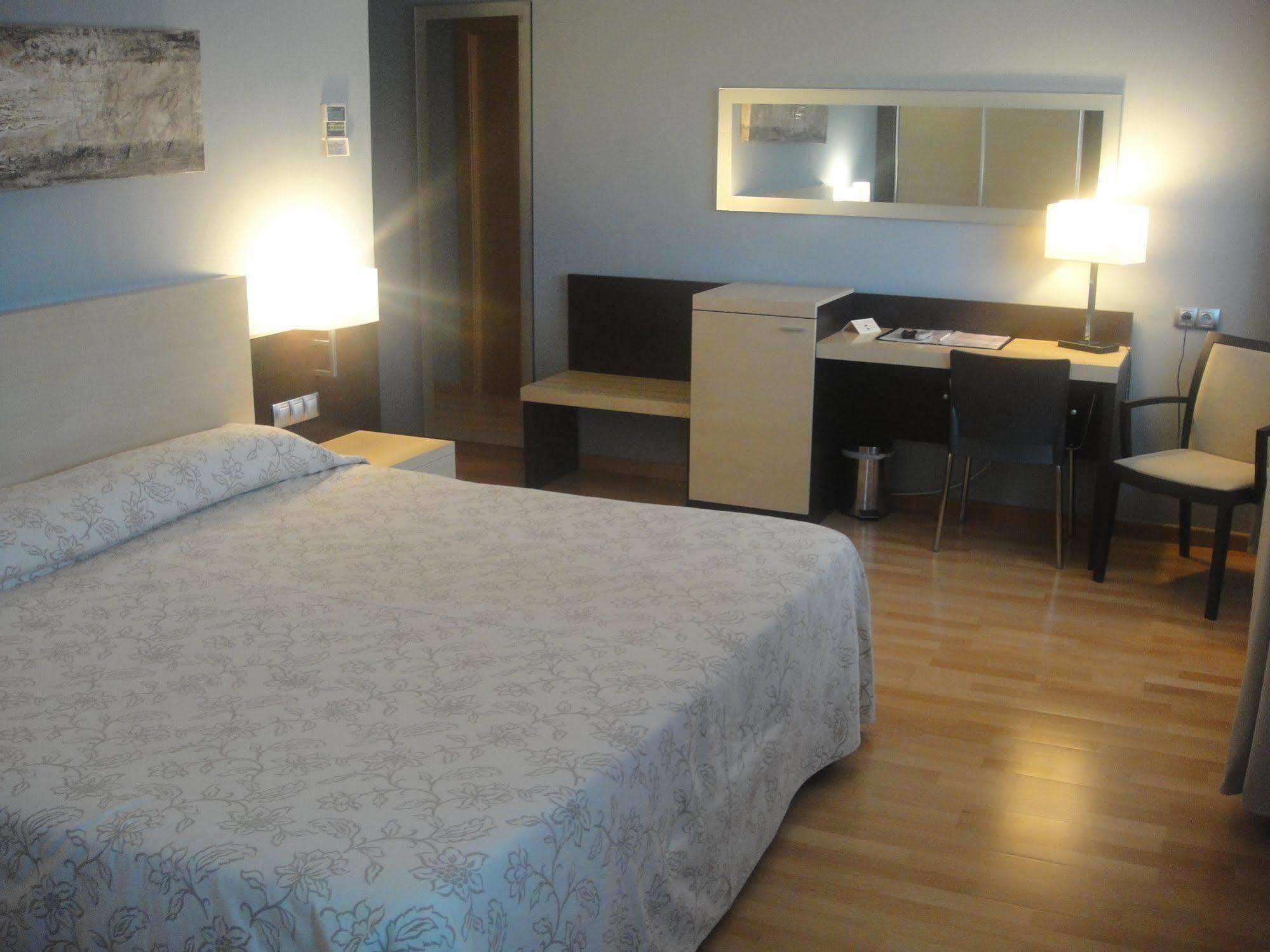 Hotel Vila De Muro Muro de Alcoy Phòng bức ảnh